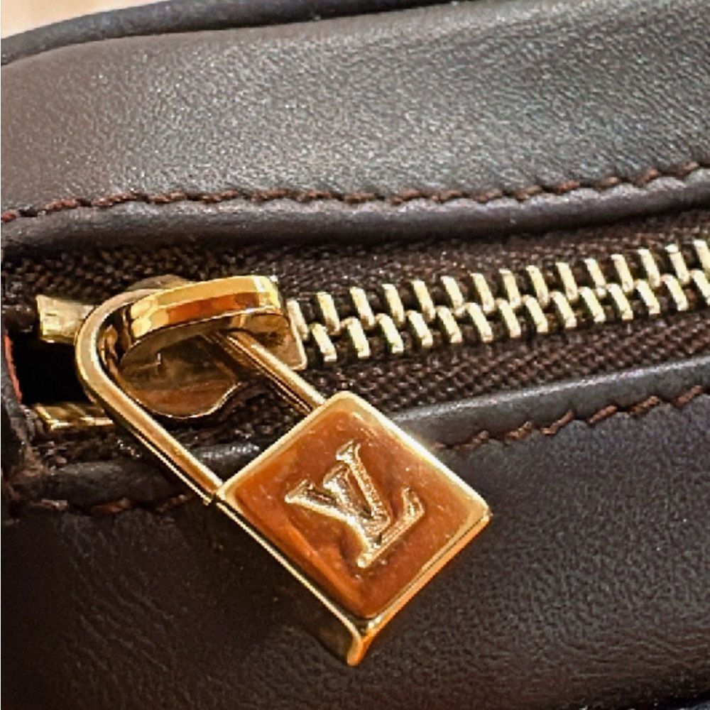 💯% Authentic Louis Vuitton Limited Edition Damier Sauvage Tigar Bag✨ - Picture 7 of 14